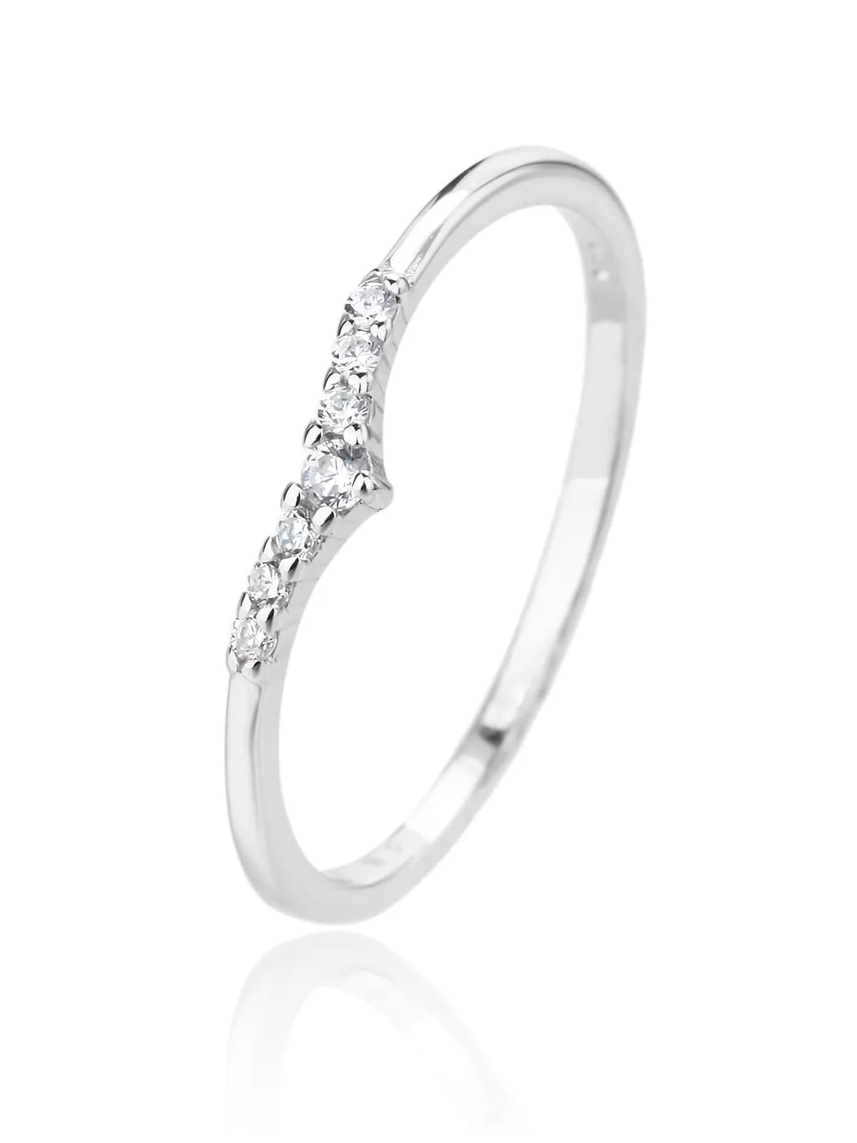 Silver ring with white cubic zirconia stones and V-shaped decoration 1