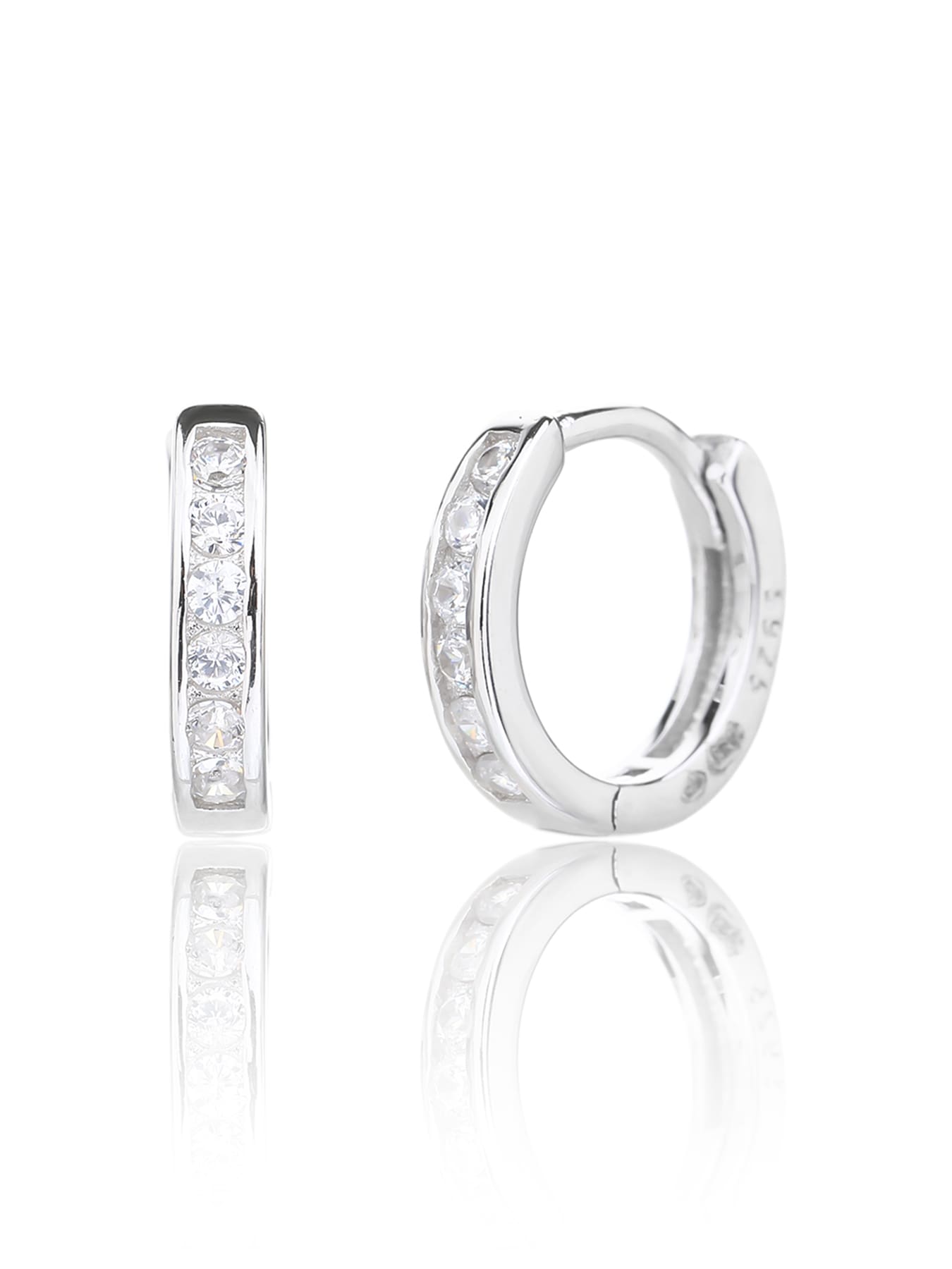 Ezüst karika fülbevaló fehér cirkónia kövekkel