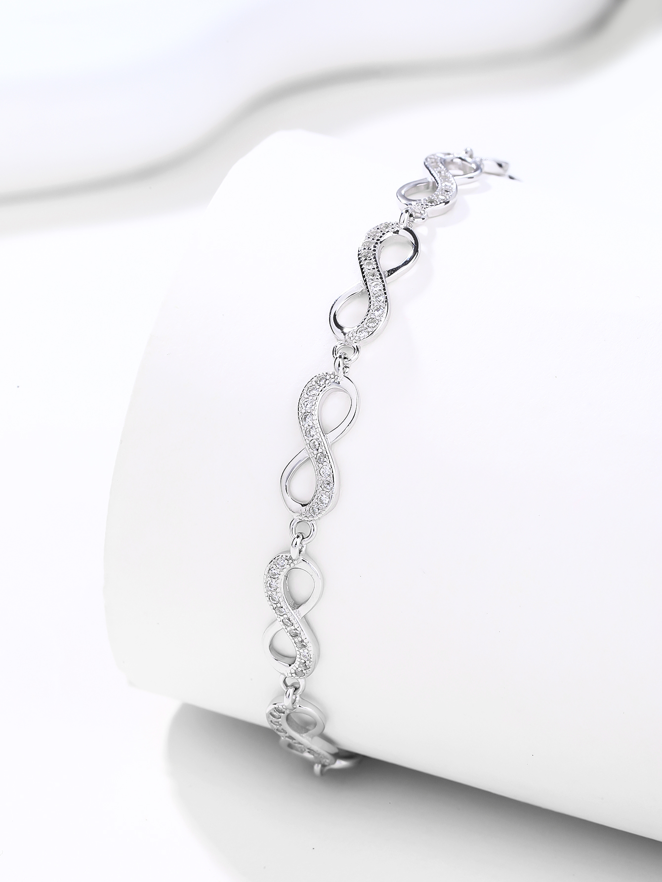 AG 925 Silver Infinity-Pattern Bracelet, Rhodium-Plated 2
